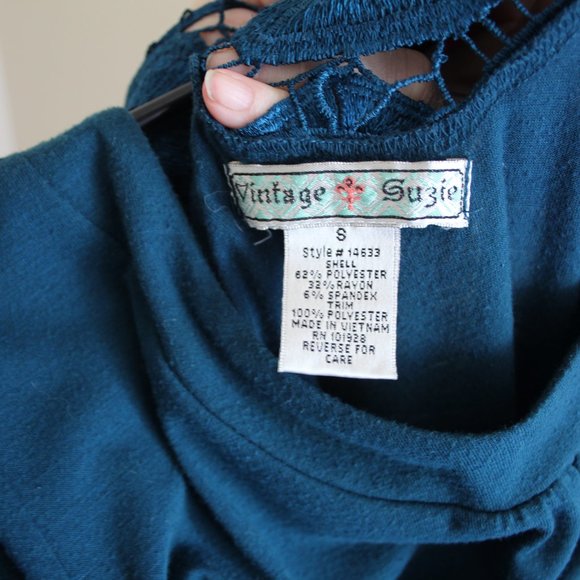 Vintage Susie dark aqua pullover top size small - Picture 3 of 3